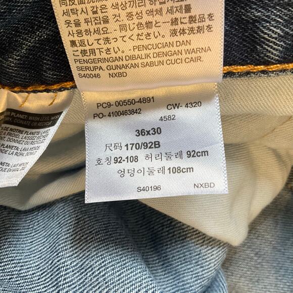 Levi’s Men Jeans 550 Size W36xL30 Blue Straight Leg Mid Rise - Picture 9 of 12